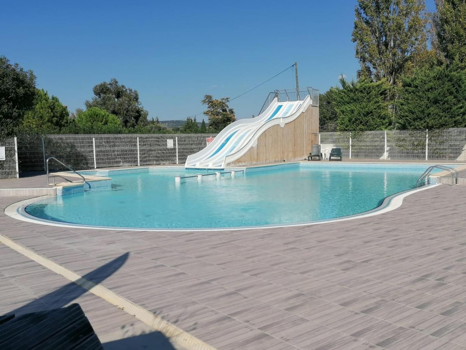 Camping Mobil Les Salins De La Gardiole